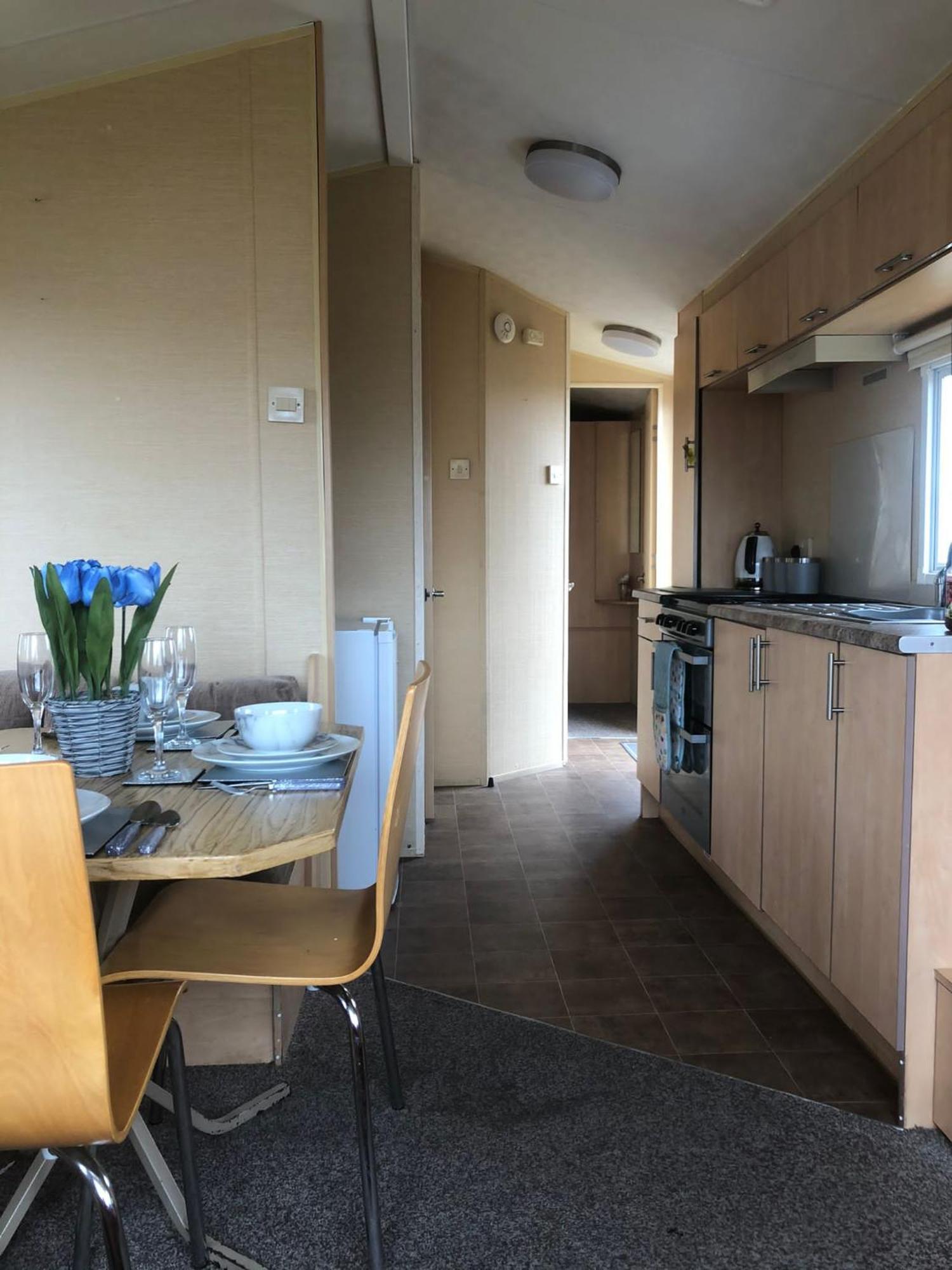 Adorable 2 Bedroom Caravan In Clacton-On-Sea Extérieur photo