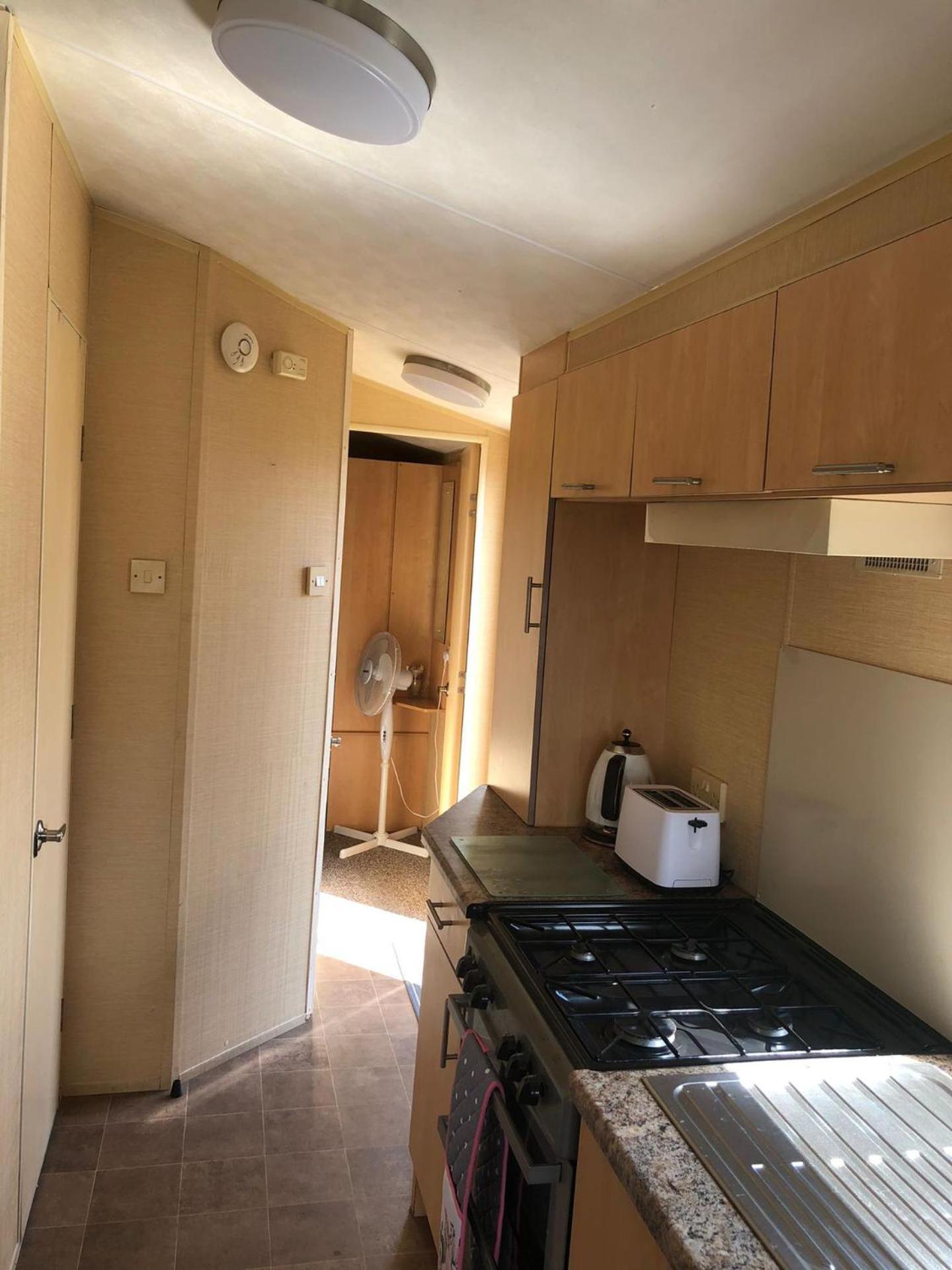 Adorable 2 Bedroom Caravan In Clacton-On-Sea Extérieur photo